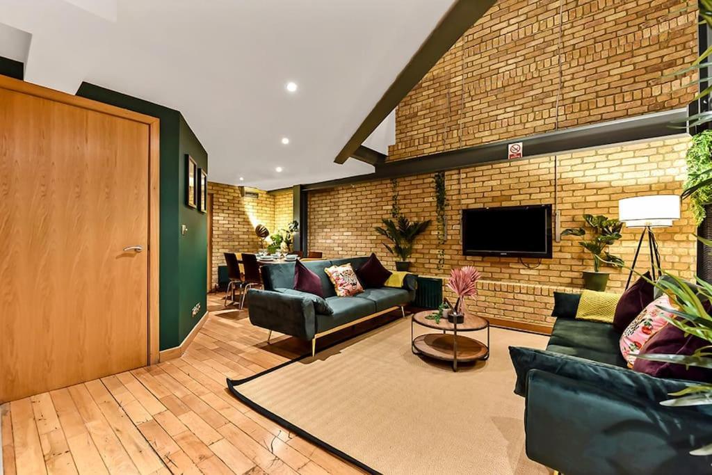Spacious 2 Bed Urban Jungle Flat, Central Londra Dış mekan fotoğraf