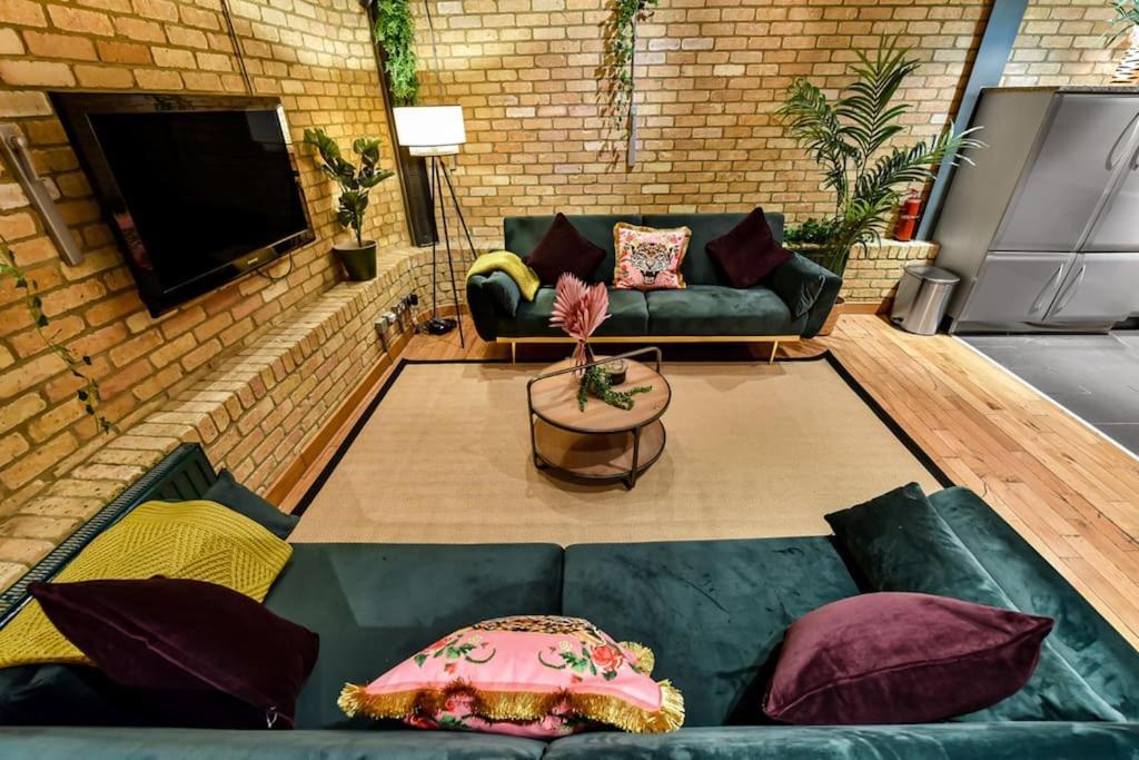 Spacious 2 Bed Urban Jungle Flat, Central Londra Dış mekan fotoğraf