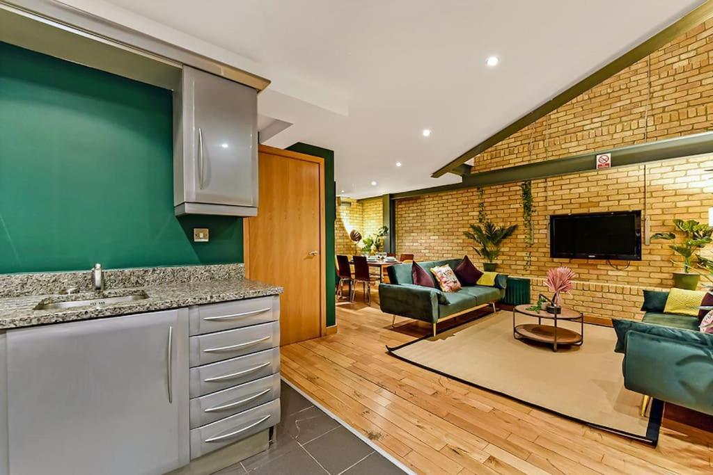 Spacious 2 Bed Urban Jungle Flat, Central Londra Dış mekan fotoğraf