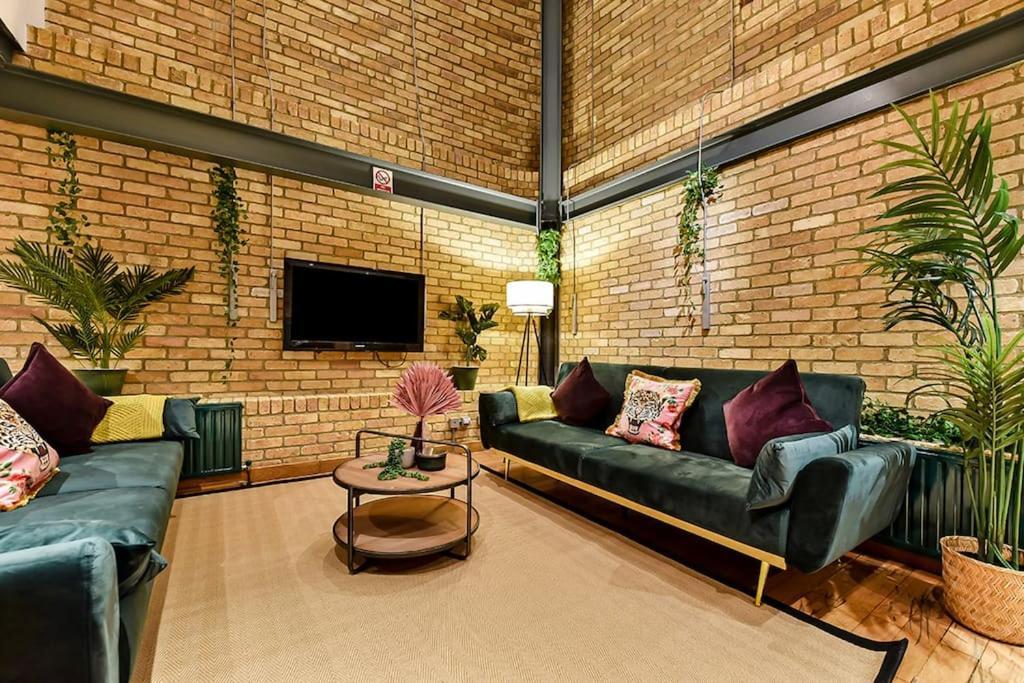 Spacious 2 Bed Urban Jungle Flat, Central Londra Dış mekan fotoğraf