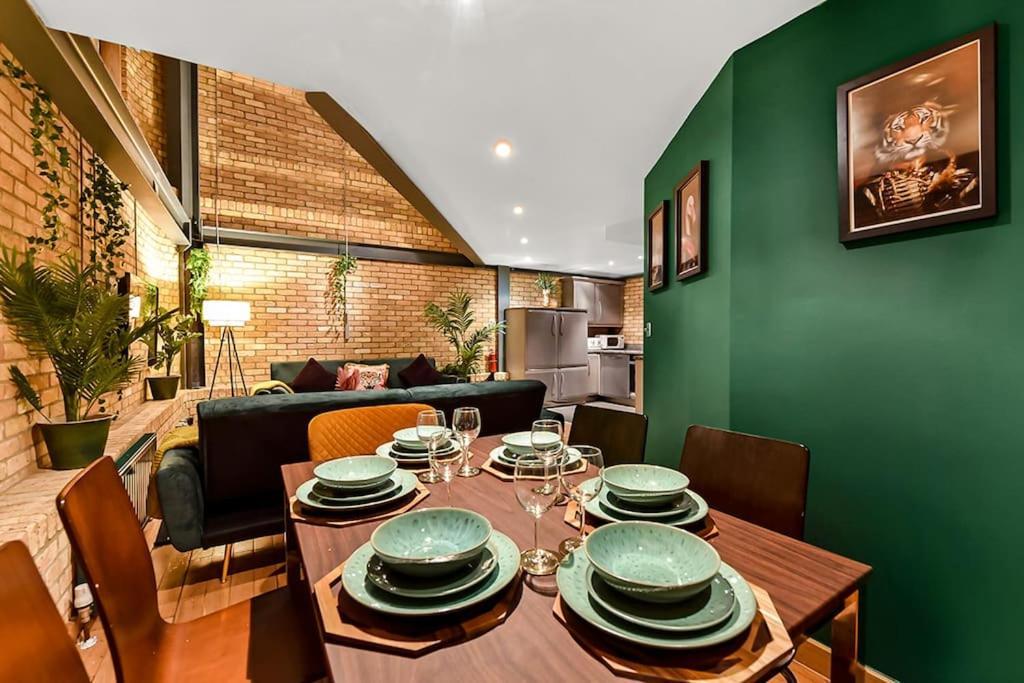 Spacious 2 Bed Urban Jungle Flat, Central Londra Dış mekan fotoğraf