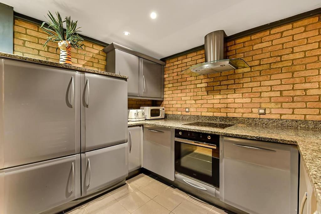 Spacious 2 Bed Urban Jungle Flat, Central Londra Dış mekan fotoğraf